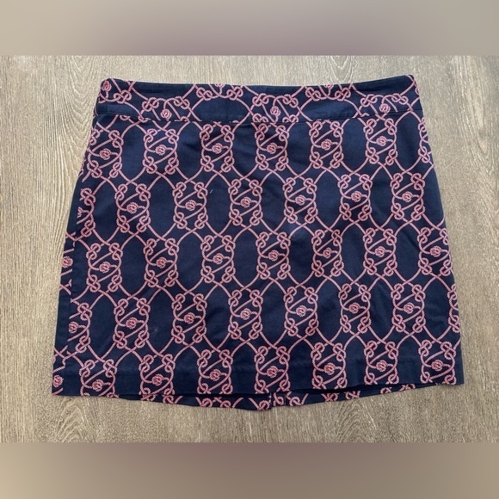 Vineyard Vines Navy Skirt with Pink Rope Pattern